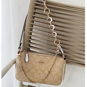 White and Silver Bag Extender